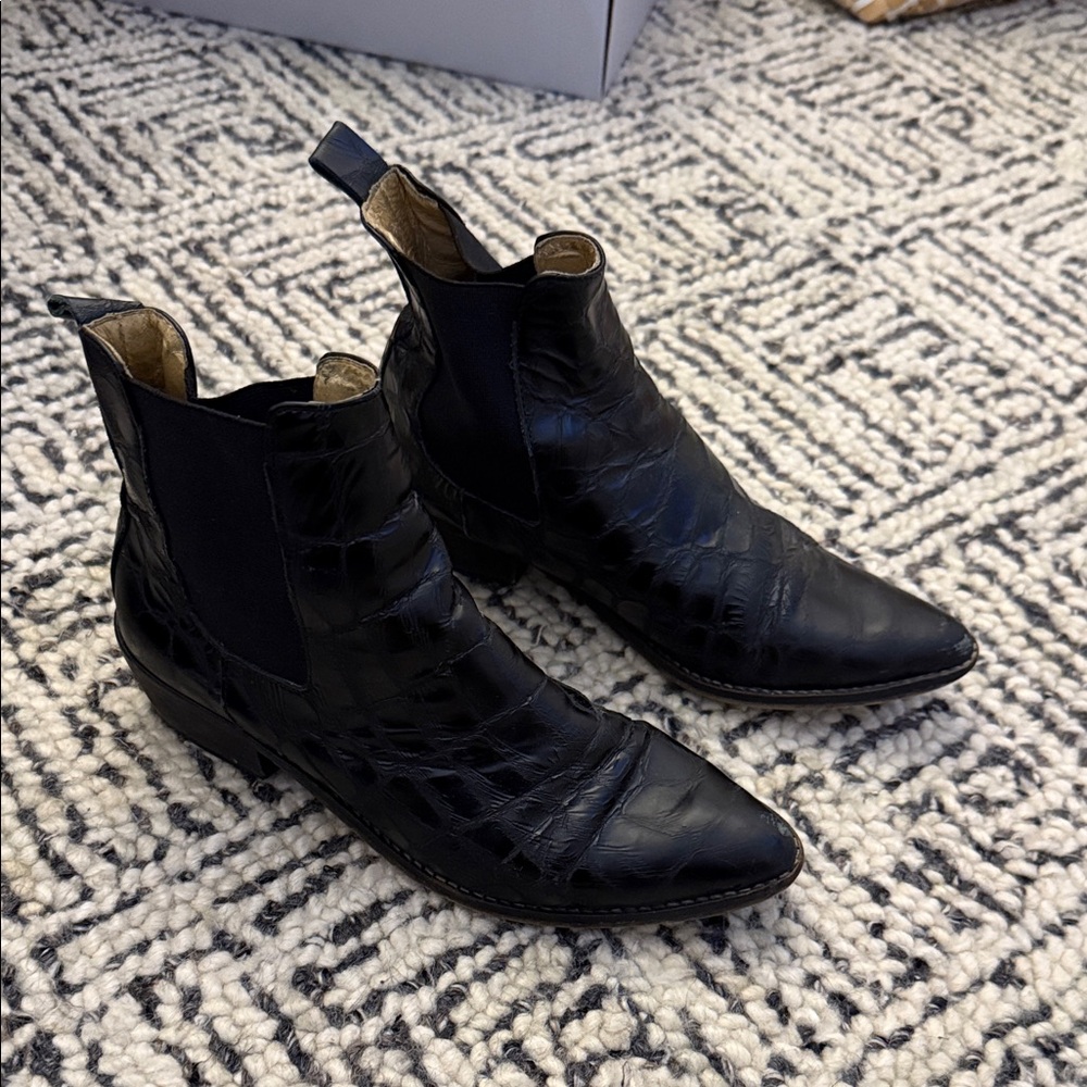 Portuguese Leather Chelsea boot Crocodile Pattern